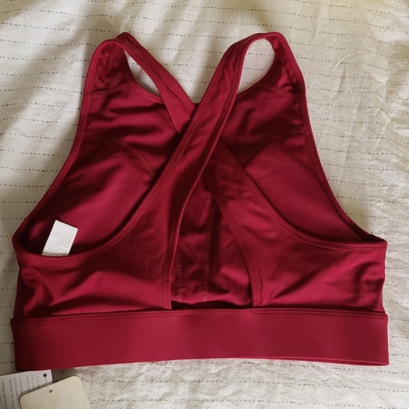 SOLD Fabletics Sports Bra - Picture 2 of 4